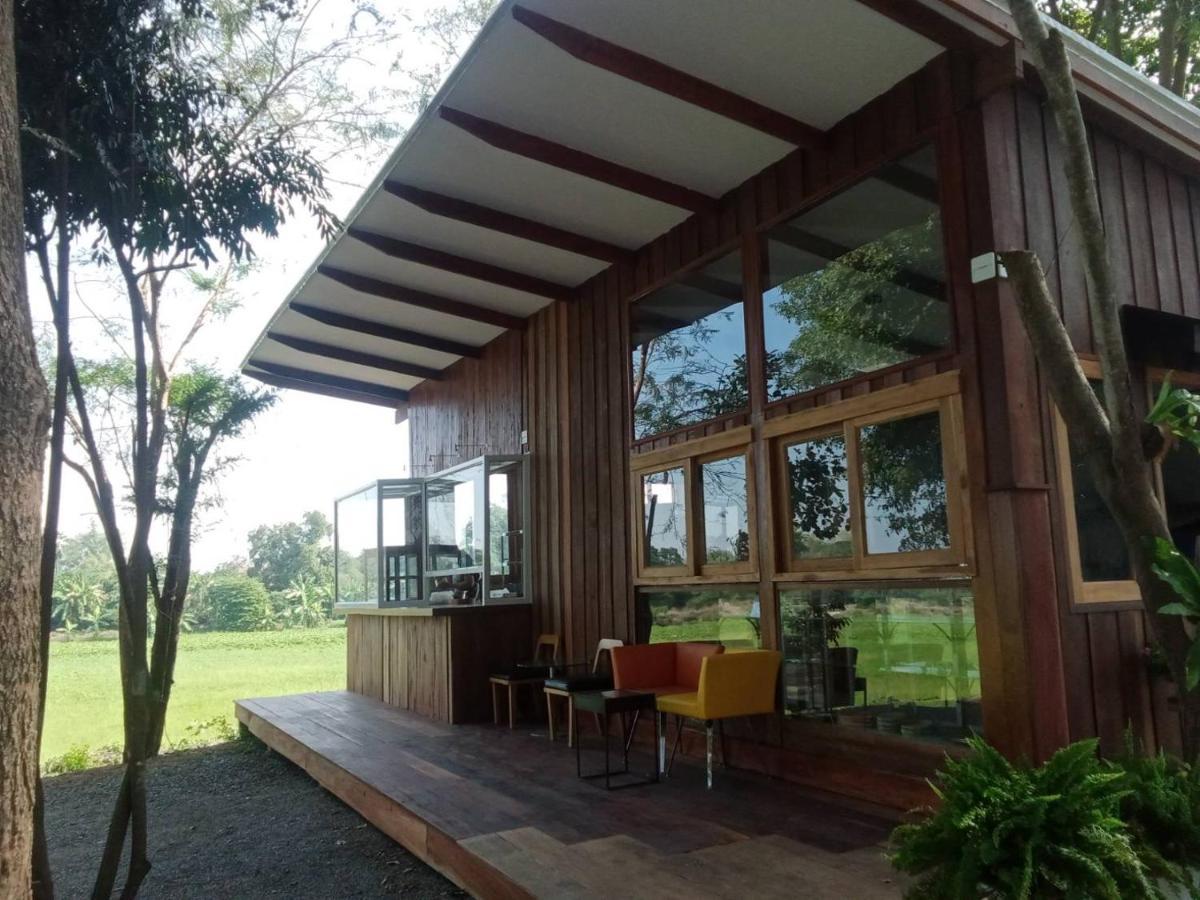 Baan Tonjaeng Resort Chai Nat 外观 照片